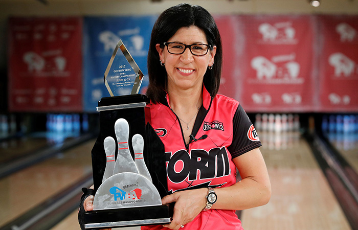 Liz Johnson wins the 2017 Go Bowling PWBA Players Championship