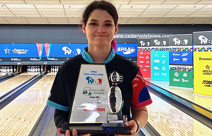 Dasha Kovalova wins the 2021 PWBA Twin Cities Open