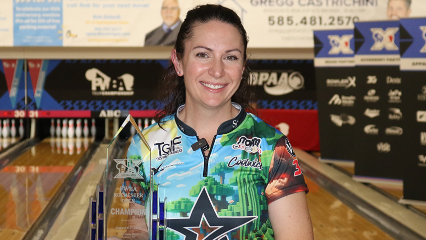 Stefanie Johnson after winning the Rochester Open